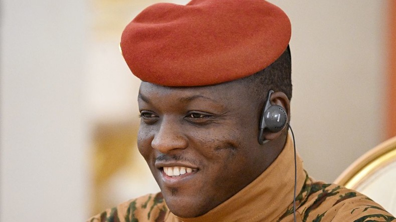 Depuis l’Italie Makosso appelle les Burkinabè à soutenir Ibrahim Traoré